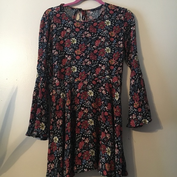 American Eagle Outfitters Dresses & Skirts - Floral Bell Sleeve Dress (navy blue not black)